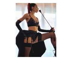 BDSM Dominatrice spécialisée